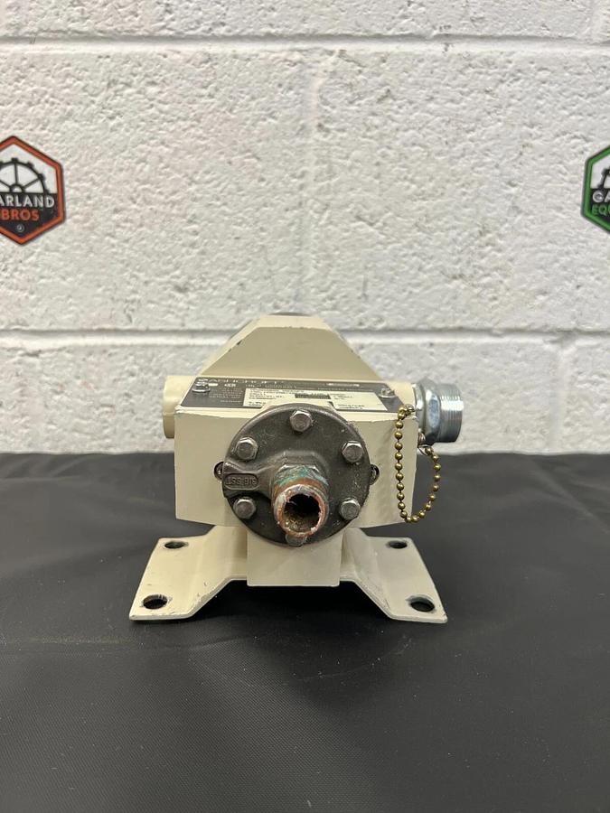 Used Ashcroft PPSN4GB25 Industrial Control Equipment Enclosure 15A, 500PSI