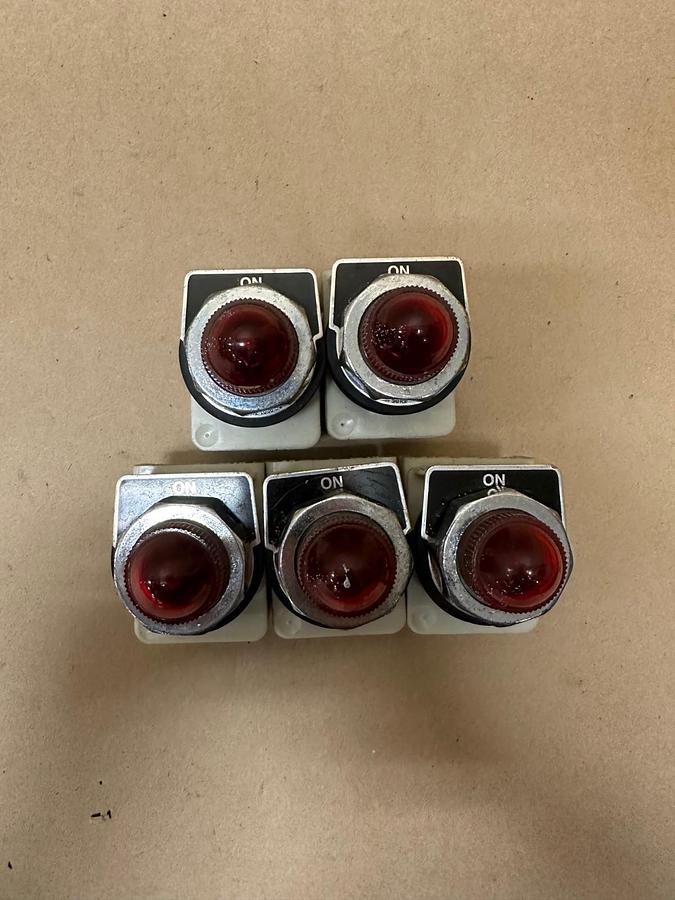 Used Square D 9001 KM1 Red Pilot Light Module - Lot of 5