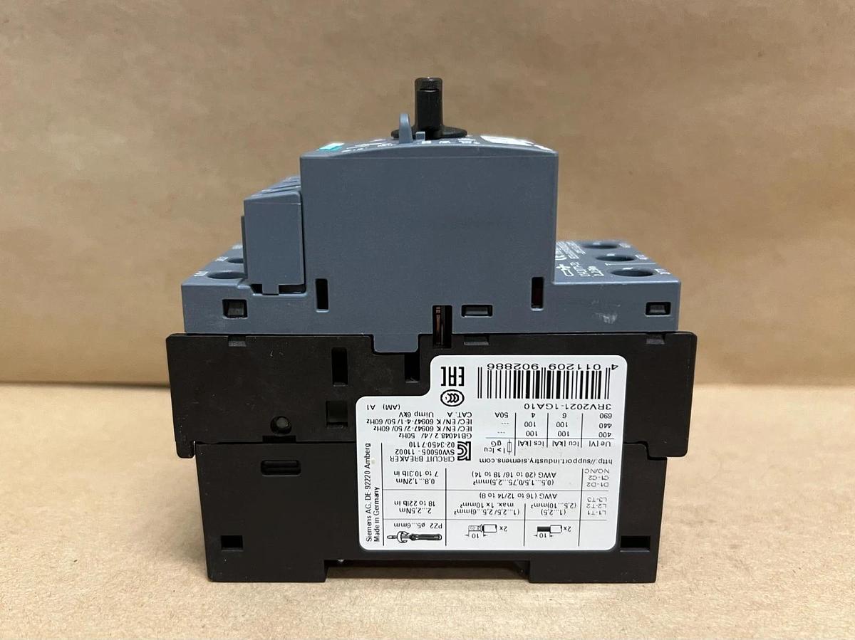 Used Siemens 3RV2021-1GA10 Class 10 Circuit Breakers - Lot of 4