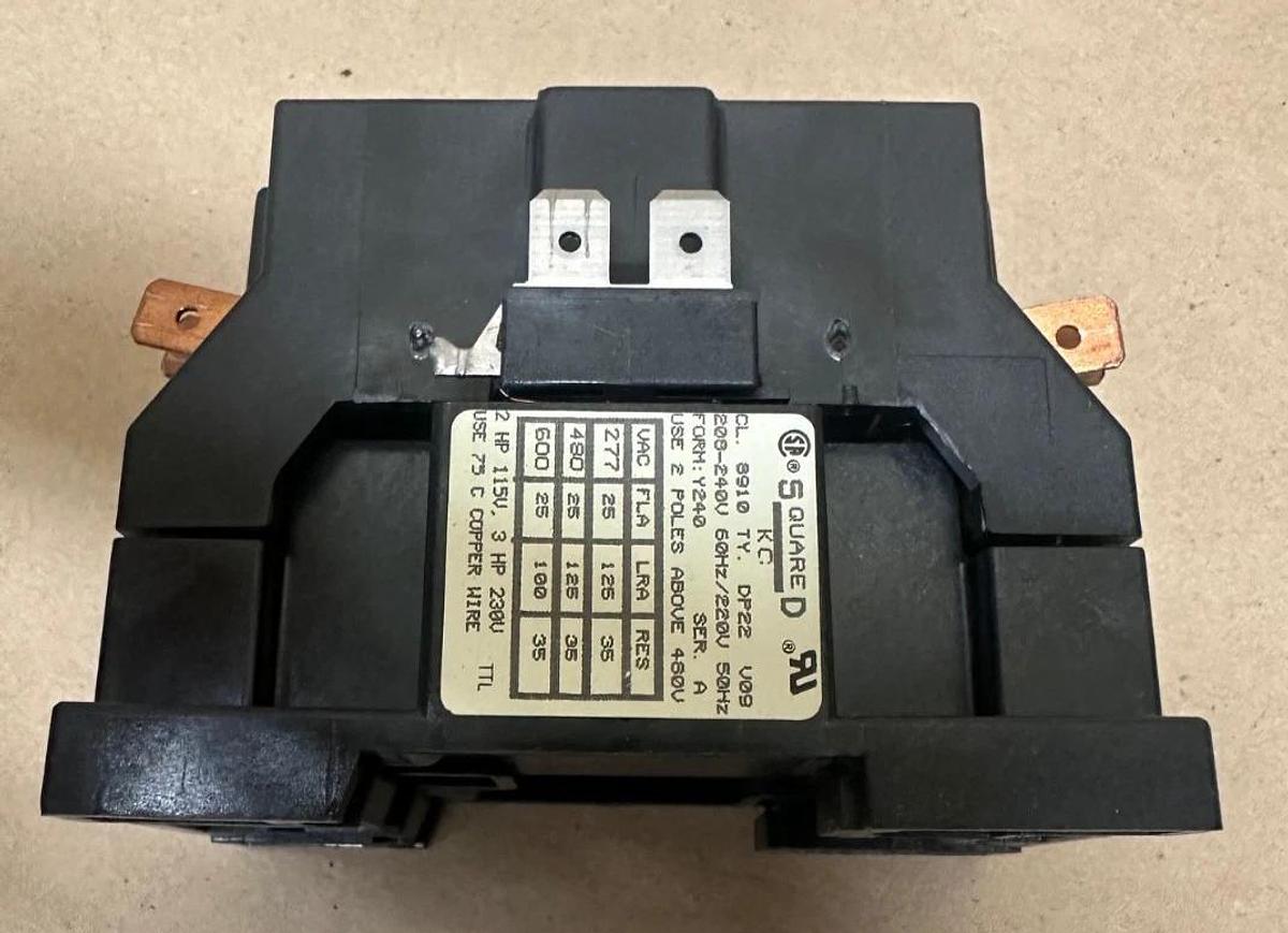 Used Square D 8910 DP22 V09 Contactor