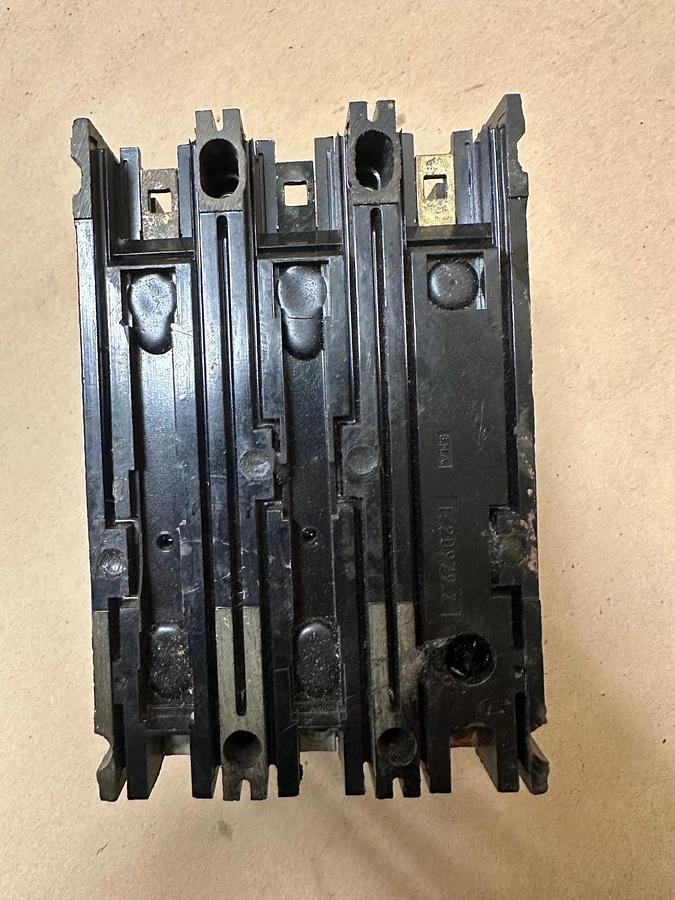 Used Federal Pacific Electric Company NEF431070 70A 3 Pole Circuit Breaker