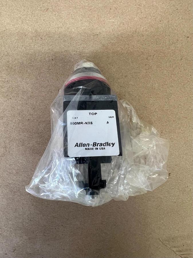 Used Allen Bradley 800MR-NX6 Ser. A 2 Position Black Knob