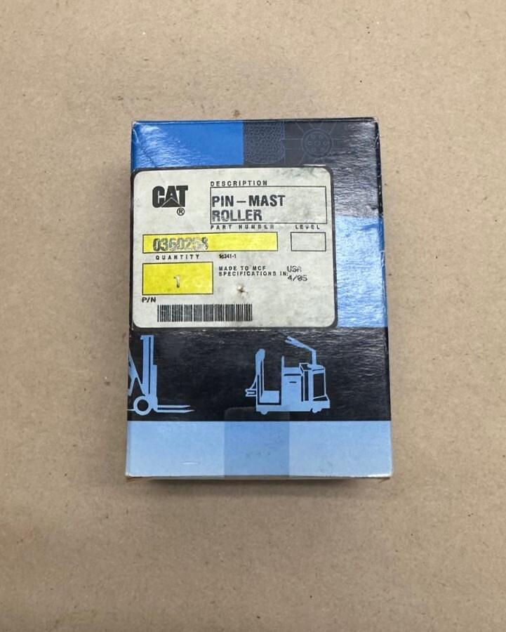 CAT 0360258 Pin-Mast Roller