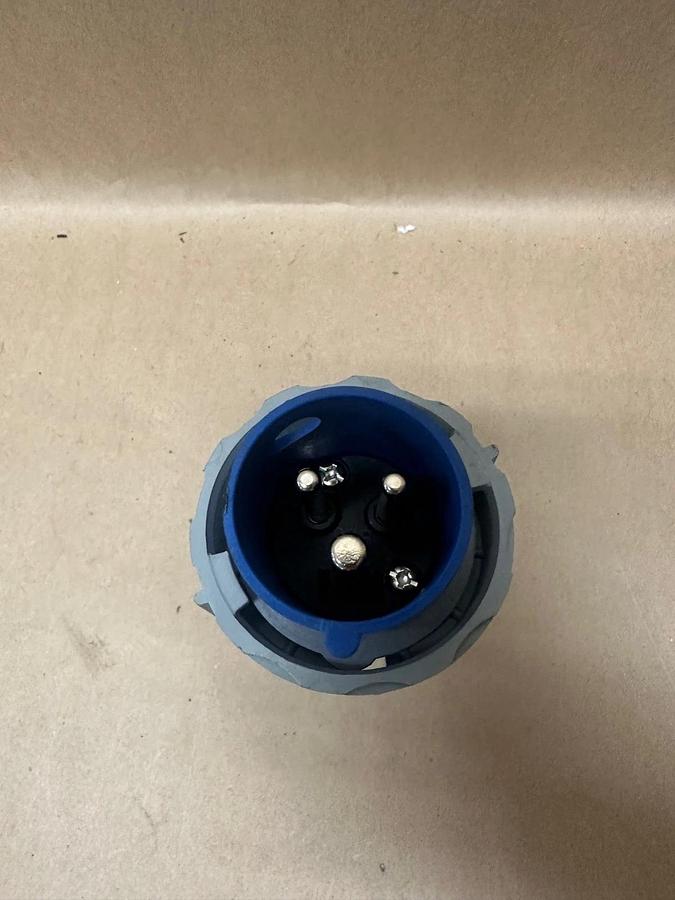 Used Arrow Hart AH320P6W Pin and Sleeve Plug