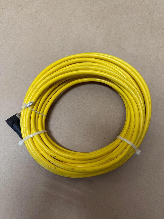 Used Phoenix Contact E221474 Connector Cable *NEW*