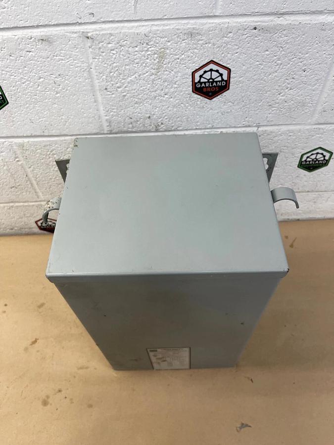 Used EGS Electrical HS5F7.5AS HEVI-DUTY 7.5KVA 1 Ph 60Hz Pri: 240/480 Sec: 120/240