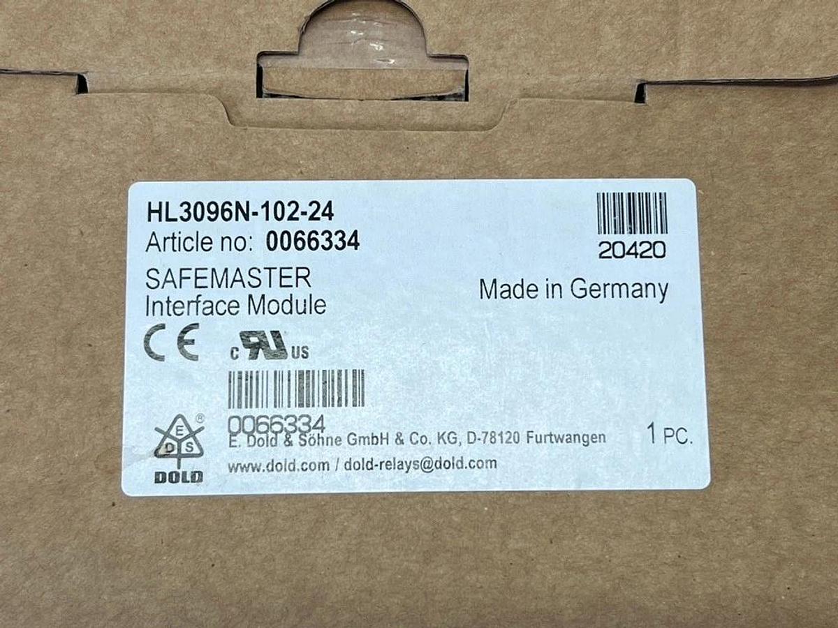 Used DOLD & SÖHNE HL3096N-102-24 SAFEMASTER Interface Module 0066334 *NEW*