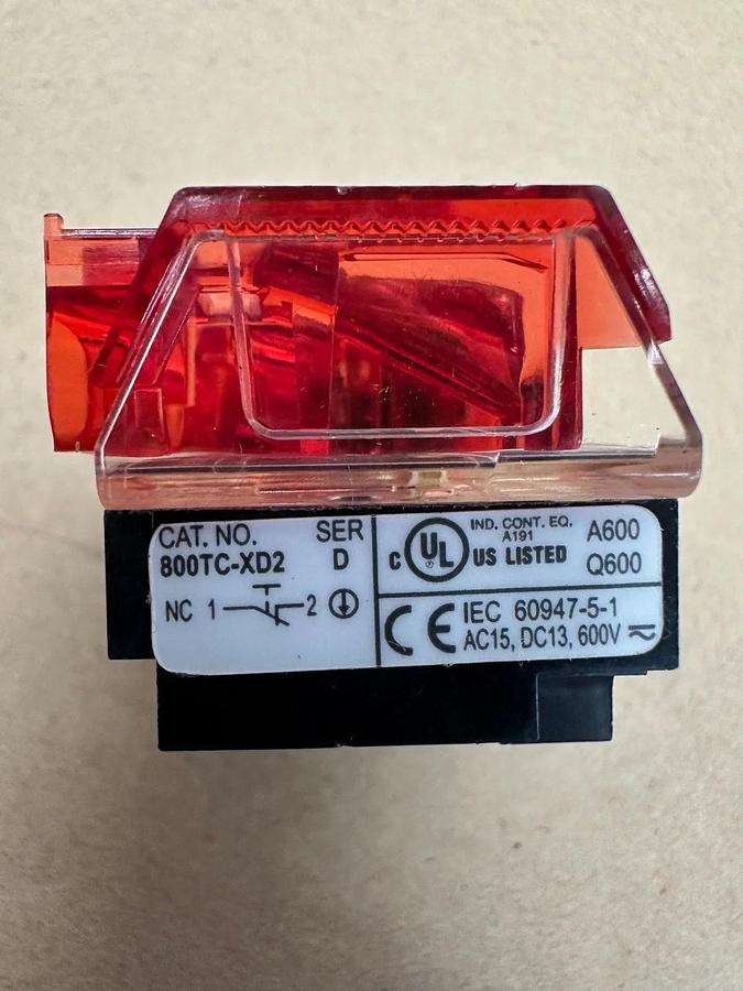 Used Allen Bradley 800TC-XD2 Contact Block *NEW*