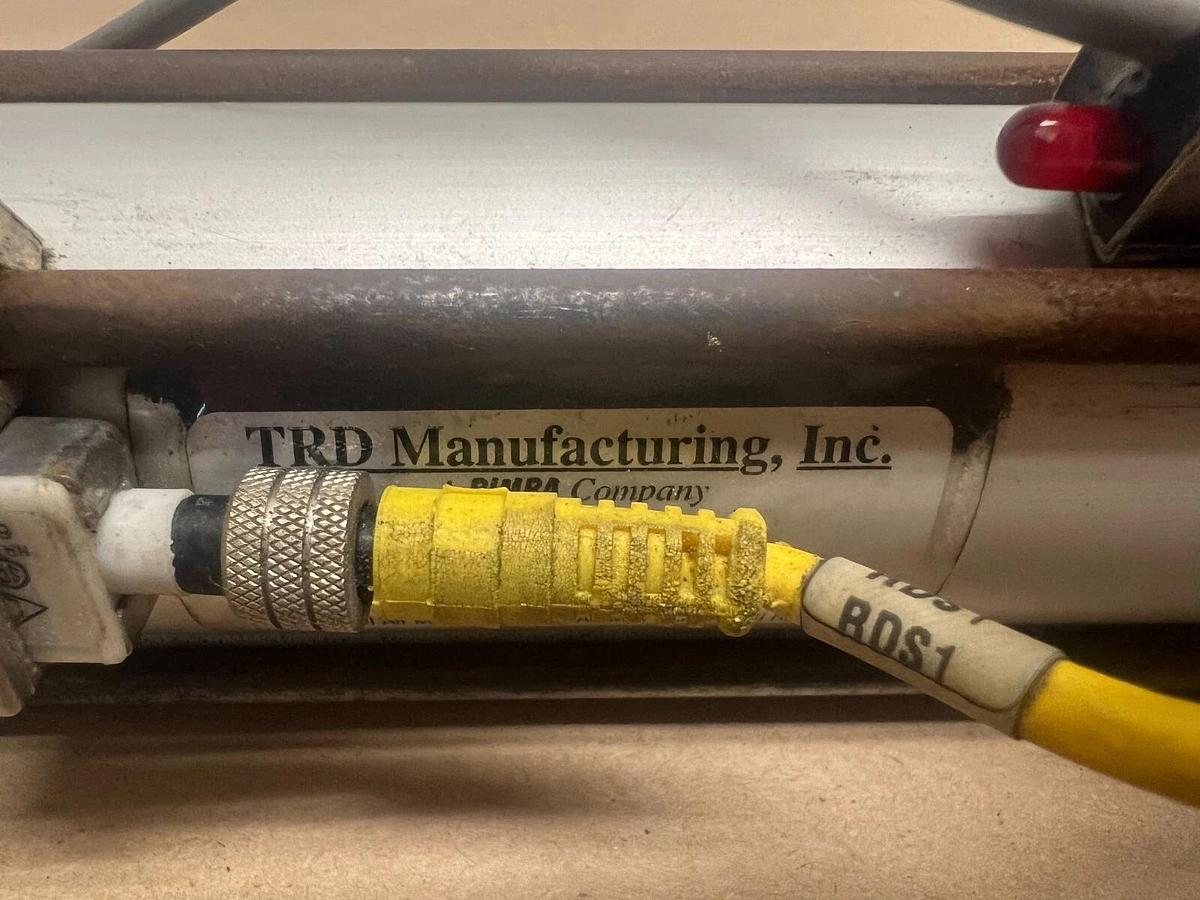 Used TRD Manufacturing, Inc. 30020179 Pneumatic Cylinder, 250 PSI