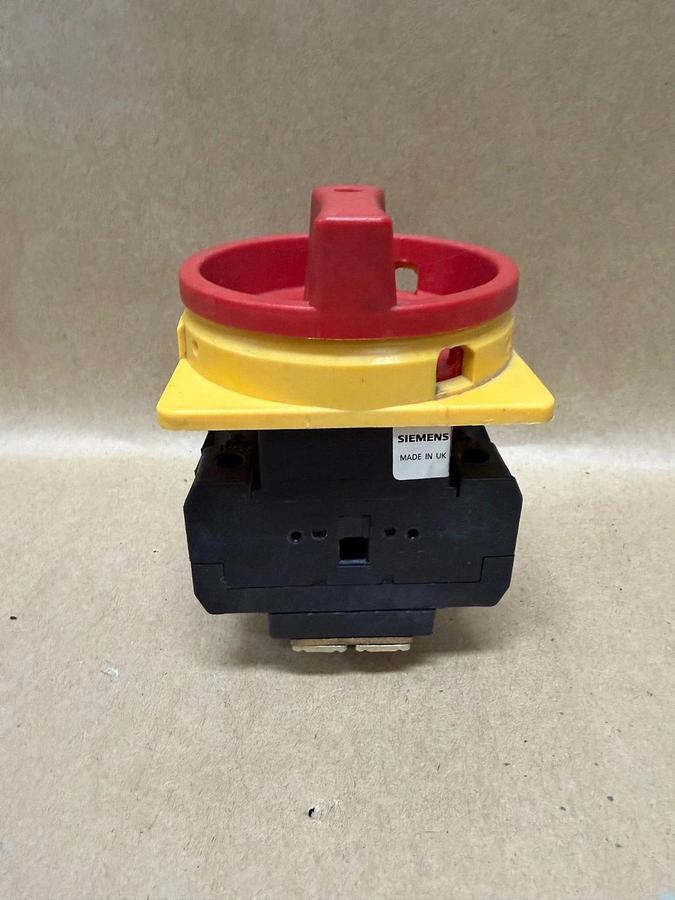 Used Siemens 3LD15 04-0TB53 Industrial Main Switch