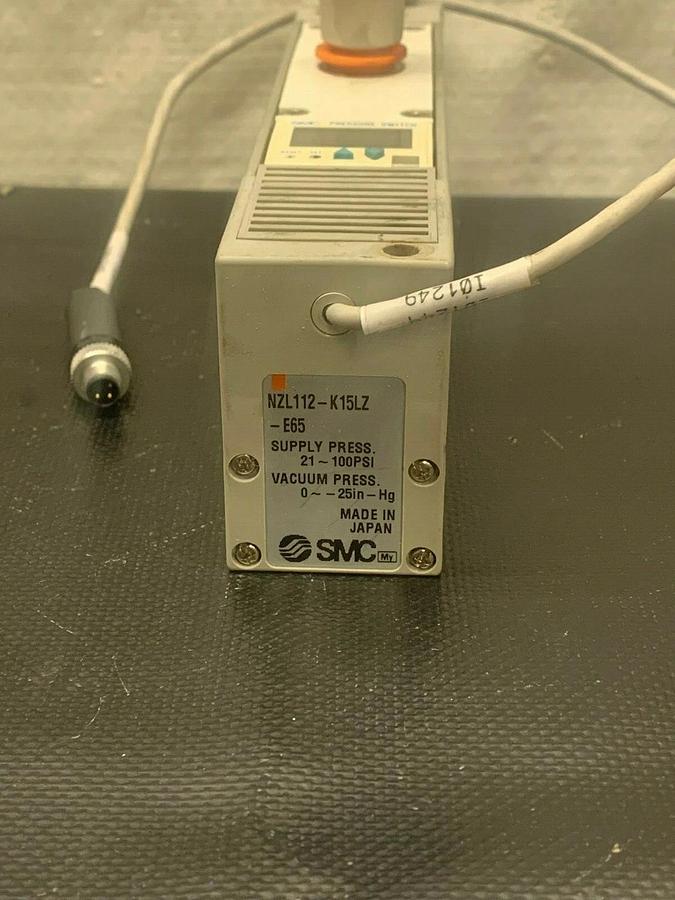 Used SMC NZL112-K15LZ Vacuum Ejector w/ Digital Pressure Switch