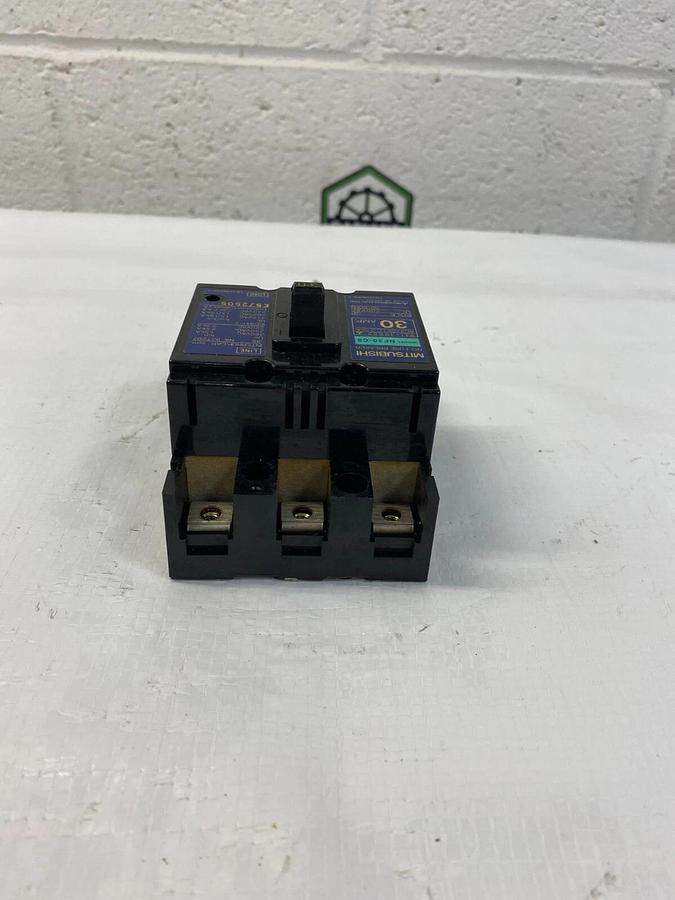 Used Mitsubishi NF30-CS 30 AMP No-Fuse Breaker 500 VAC (50-60 Hz)