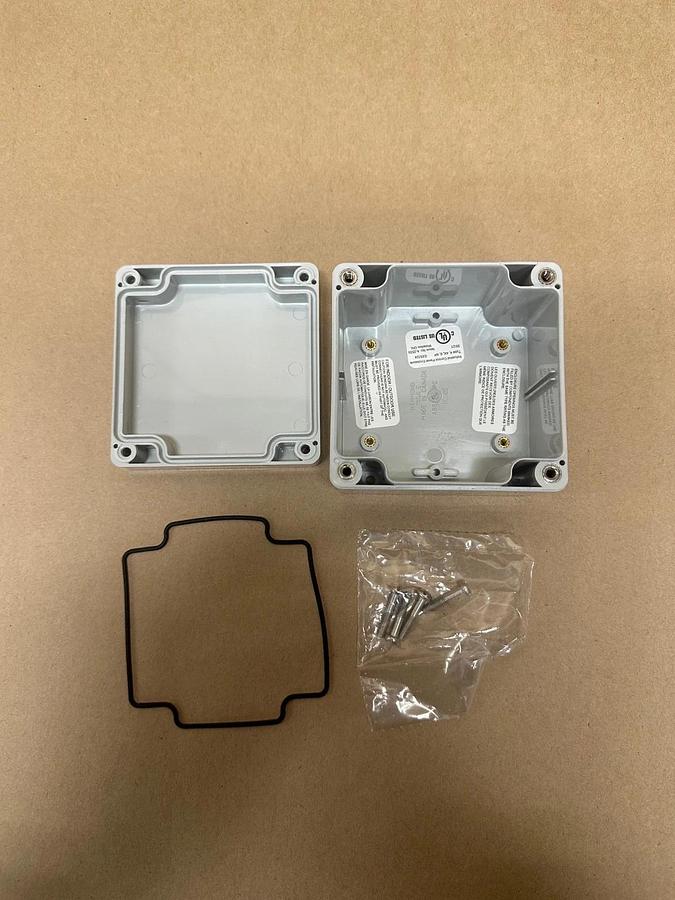 Hammond 1554 Polycarbonate Enclosure *NEW*