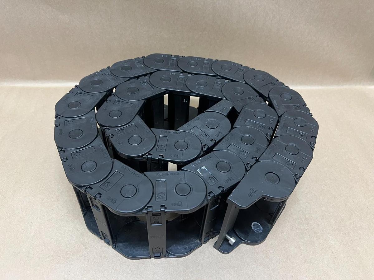 Used igus 2700.10.063 Cable Chain