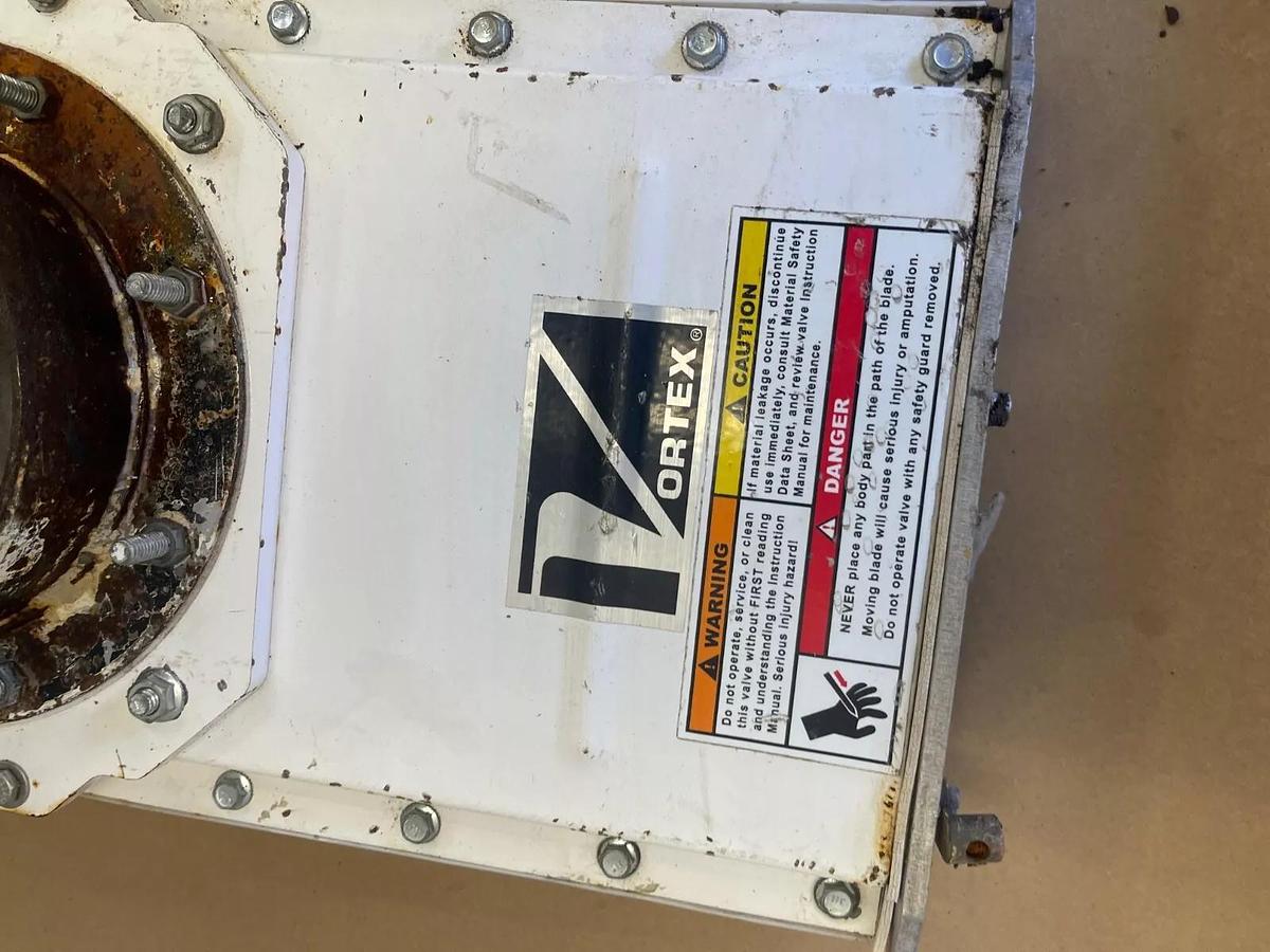 Used Salina Vortex GRA06-G-S4-MG Gate Valve