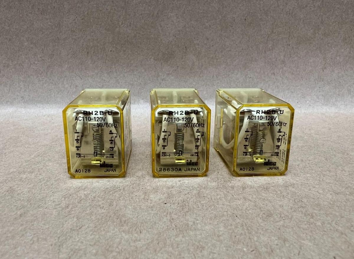 Used idec RH2B-U AC110-120V Relay - Lot of 3