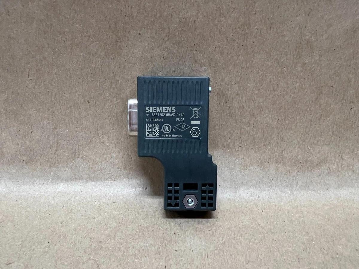 Used Siemens 6ES7 972-0BA52-0XA0 Connector - Lot of 4