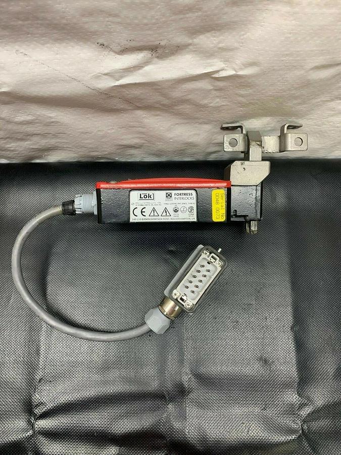 Used Castell Interlocks Lok 24 Interlock Safety Switch