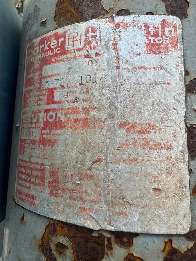 Used Gloucester Engineering 29 Gal Hydraulic Power Unit 30”x18”x12”, 2Hp Motor