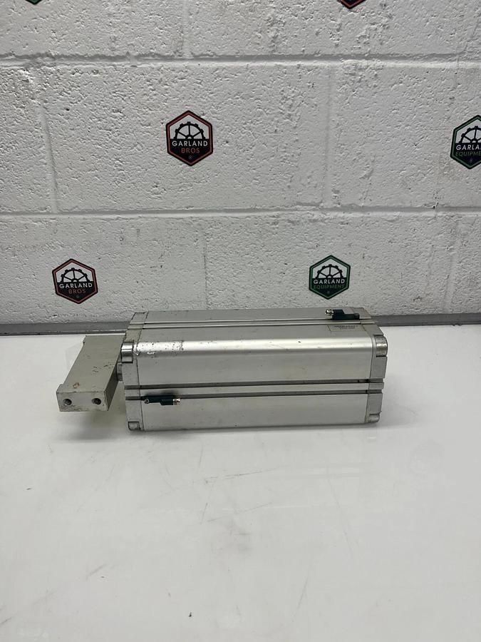 Used Festo ADVU-80-220-A-P-A 10bar Pneumatic Cylinder
