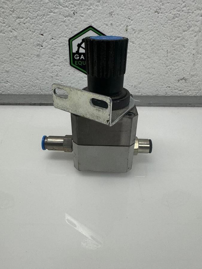 Used Festo 159500 Precision Pressure Solenoid Valve LRP-1/4-0.7