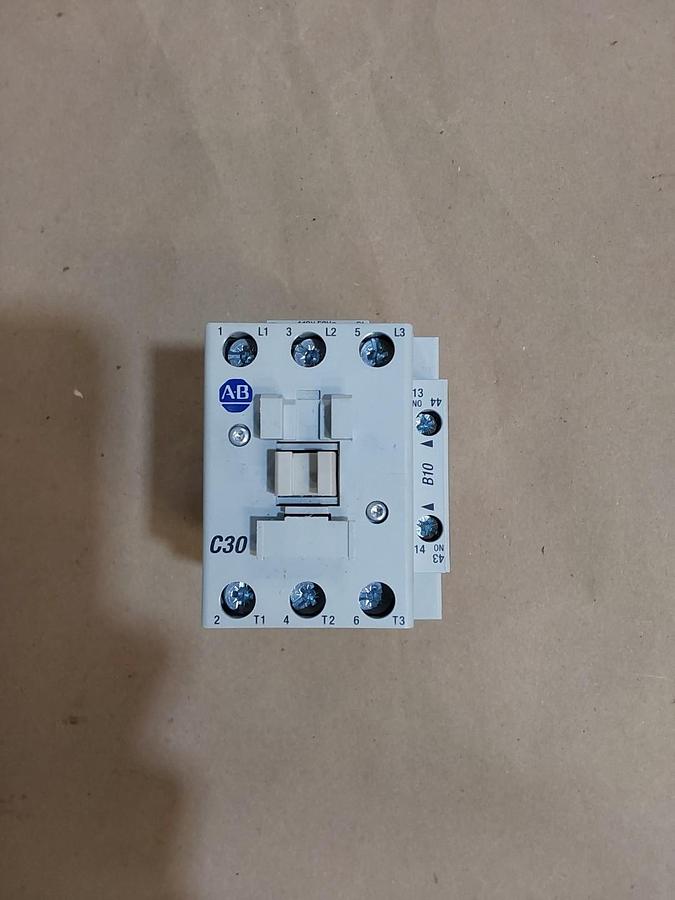 Used Allen-Bradley 100-FSC280 Ser A, Surge Suppressor *FACTORY SEALED NEW*