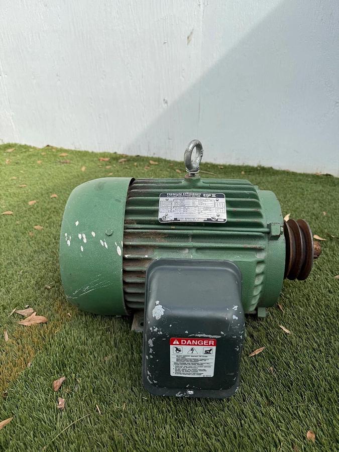 Used Toshiba BY754FLF2USH Premium Efficiency 3-Phase Induction Motor, EQP III, 7.5 HP