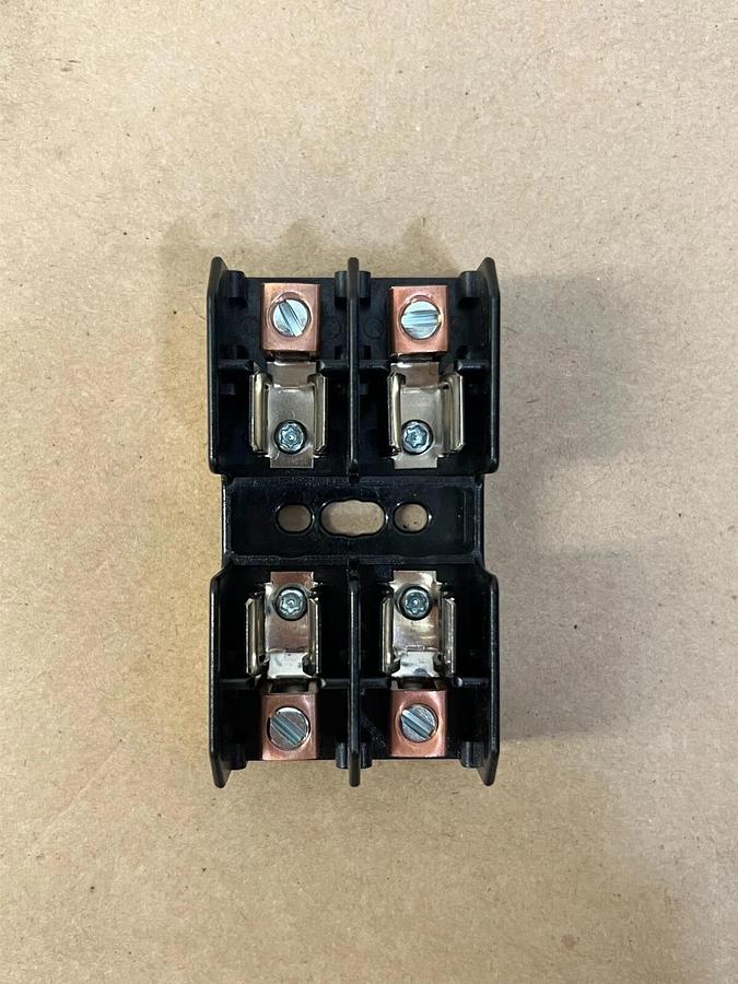 Used Bussmann BM6032B 30A, 600V Fuse Block