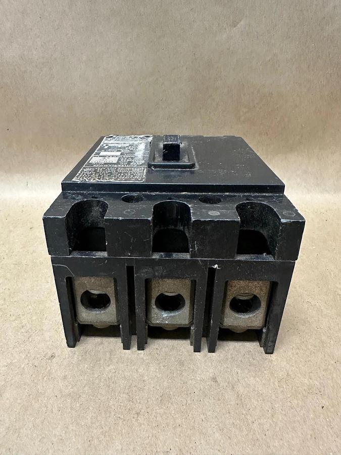 Used Cutler Hammer CCH3125 125A 3 Pole Circuit Breaker
