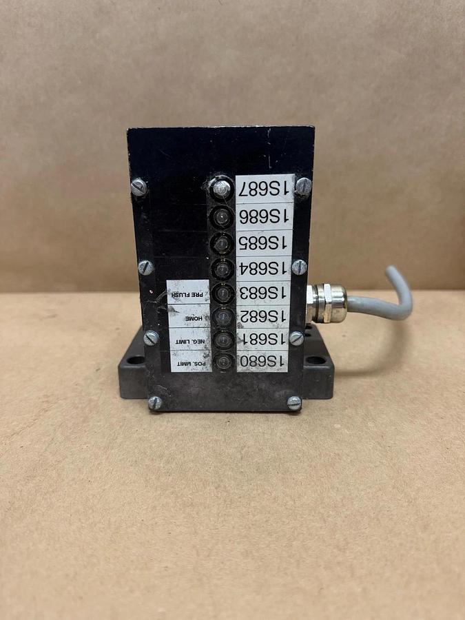 Used BALLUFF BES 516-88-PA-12-602-11 Proximity Switch