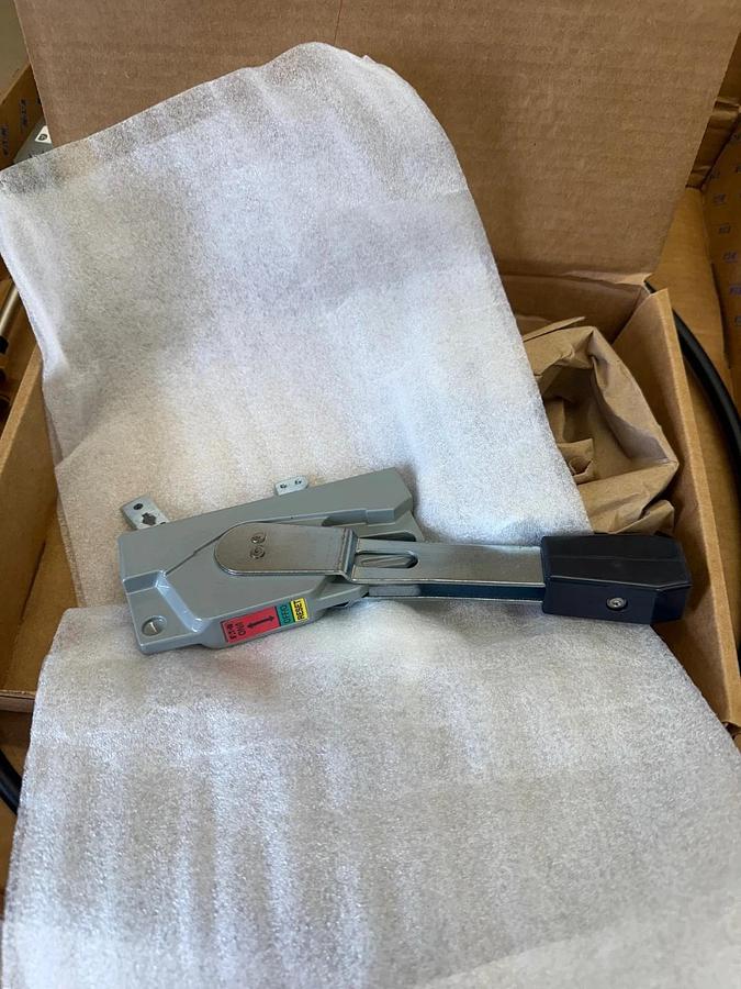 Used Eaton Blue Grid N - Flexible Shaft, 5 Ft Length, 1498D45G28 *NEW*