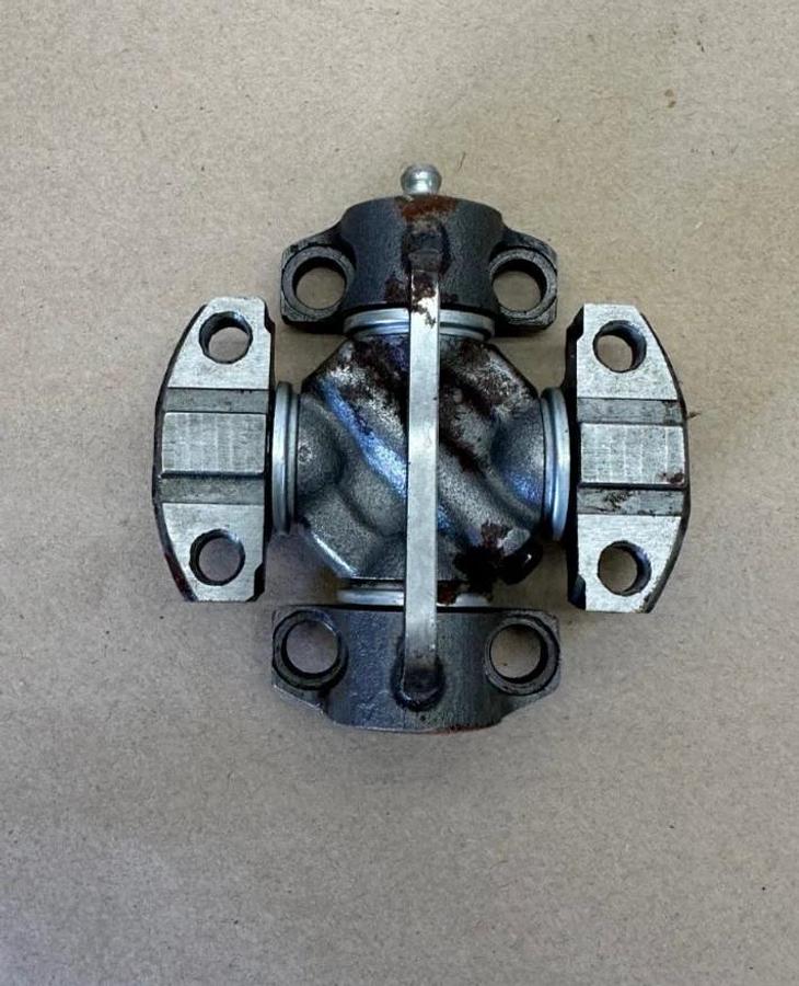 Used NeapCo 2060-YA U-Joint, Forklift *NEW*