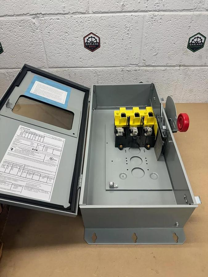 Eaton DH363UDKW Heavy Duty Non-Fused Safety Switch, 100 A, 3 P, 600 V