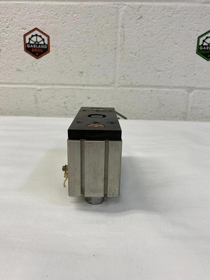 Used SMC CDQ2A32-01-56130 Compact Cylinder