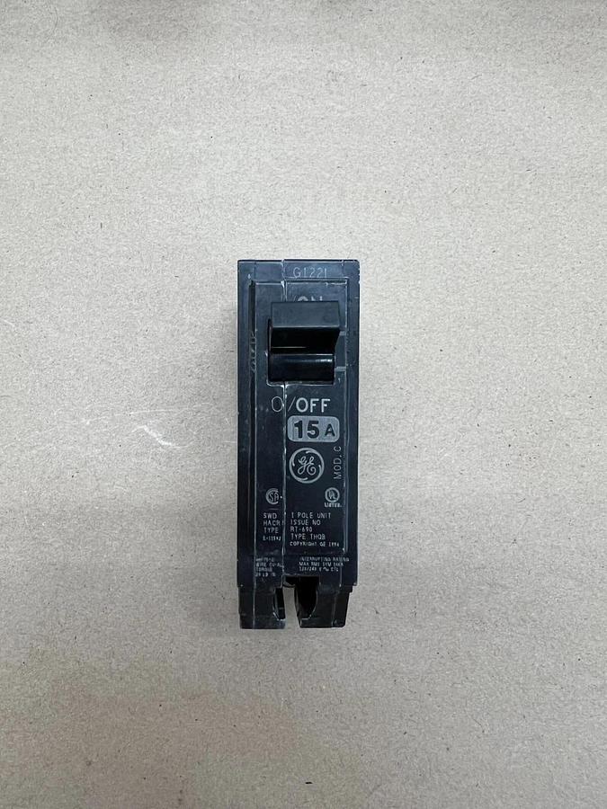 Used Lot of (8) Circuit Breakers - General Electric, Cutler Hammer, Westinghouse