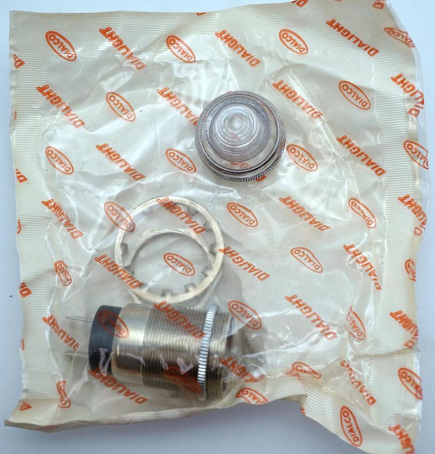 Used Siemens 3SB 1400-2A Orange Indicator Light w/ Contact Block