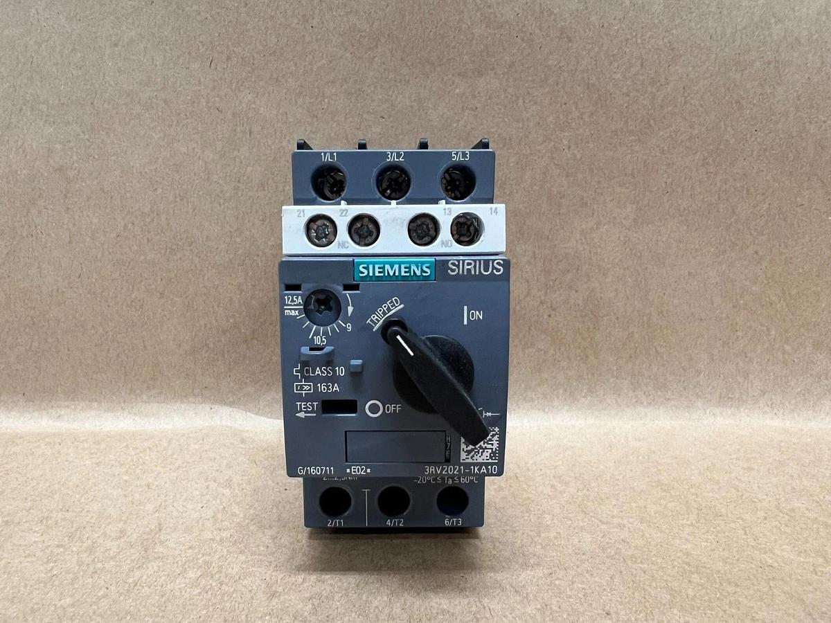 Used Siemens 3RV2021-1KA10 SIRIUS Circuit Breaker, Class 10