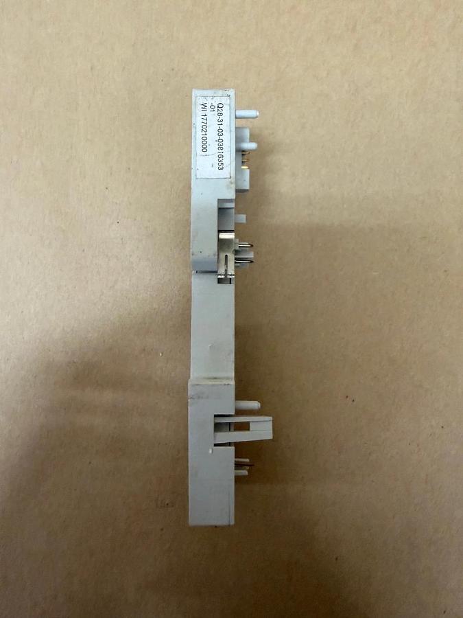 Used Eaton XN-S4T-SBBS Spring Loaded Terminal