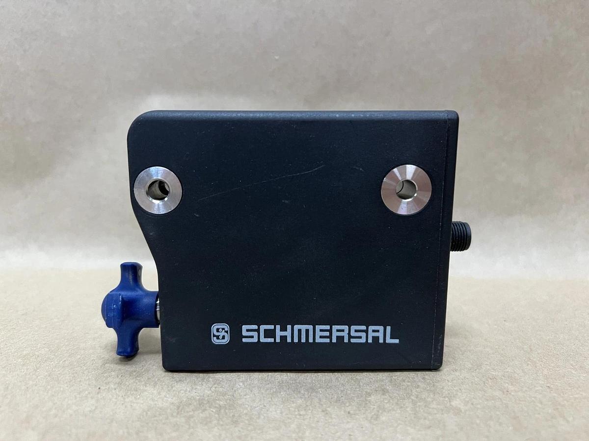 Used Schmersal AZM300B-ST-1P2P-A Safety Interlock