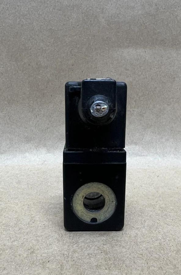 Used Murr Elektronik K0510310 Solenoid Valve