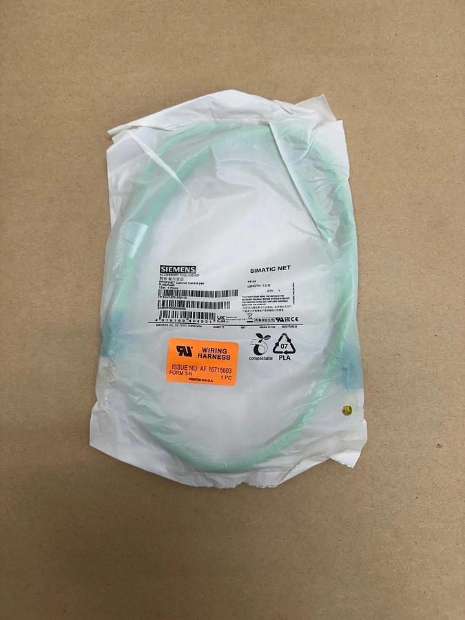 Siemens 6XV1870-3QH10 PROFINET Cabinet Cord 1.0m *NEW*