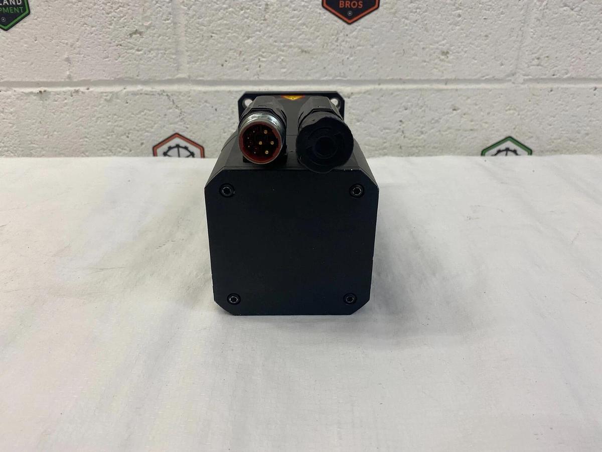 Used Kollmorgen DBL4N00530-03M-000-S40 ID: 102382 Servo Motor