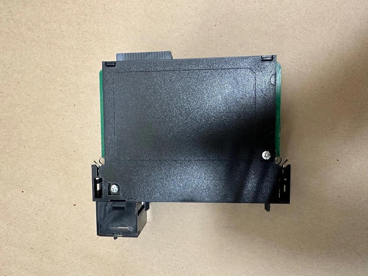 Allen Bradley 1756-OW16I Ser A Control Logix 16 PT Digital Relay Module *NEW*