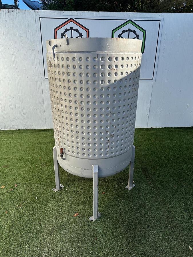 Used Mueller 27814 220 Gallon Jacketed Pressure Vessel Tank, No Top