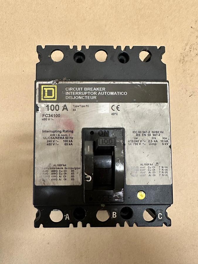 Used Square D FC34100, 100A Circuit Breaker