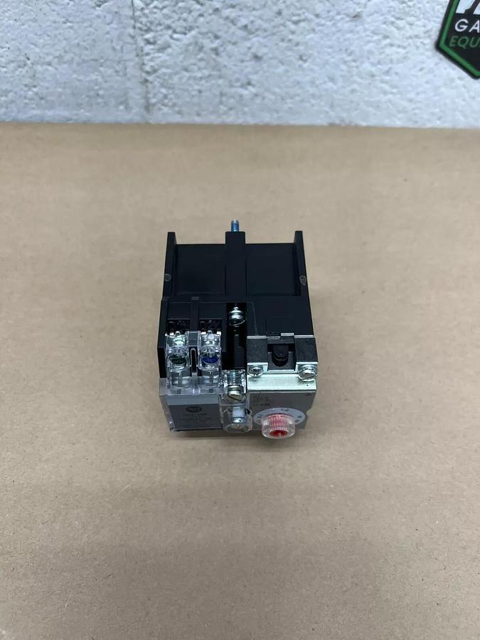 Used Allen Bradley 700-PT Ser. E. Pneumatic Time-Delay Attachment
