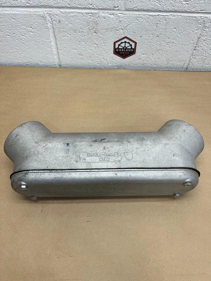 Used Crouse-Hinds BG87 Conduit Body