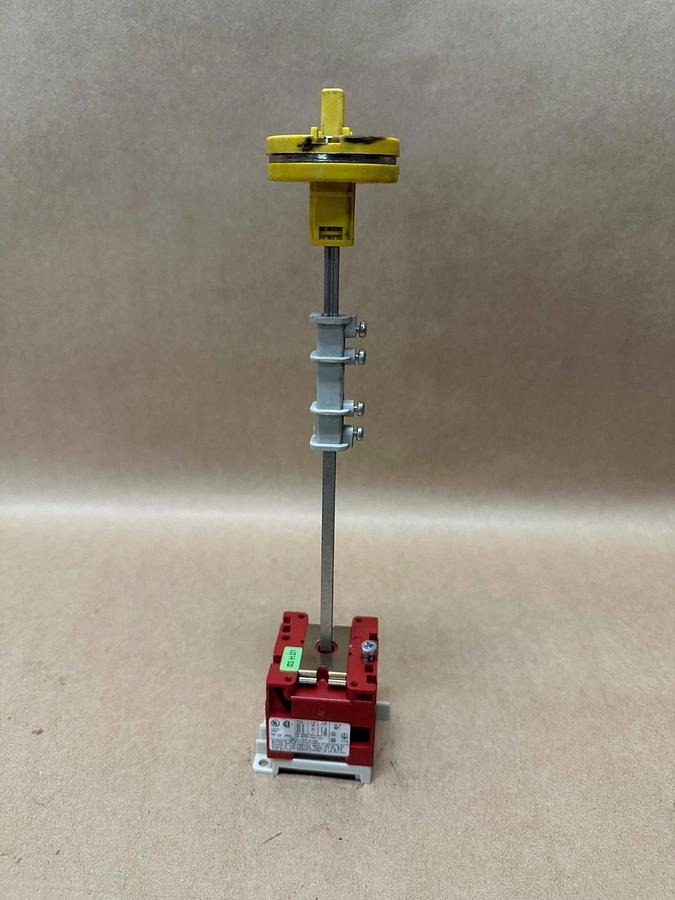 Used Elektra 31990953 Switch Disconnect