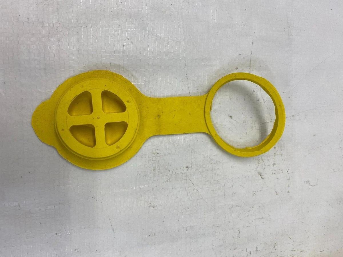 Used Woodhead 27W76 Connector-Watertite 3 Phase 480V (Yellow)