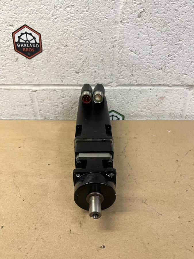 Used Allen Bradley MPL-A230P-VJ74AA Series A Servo Motor